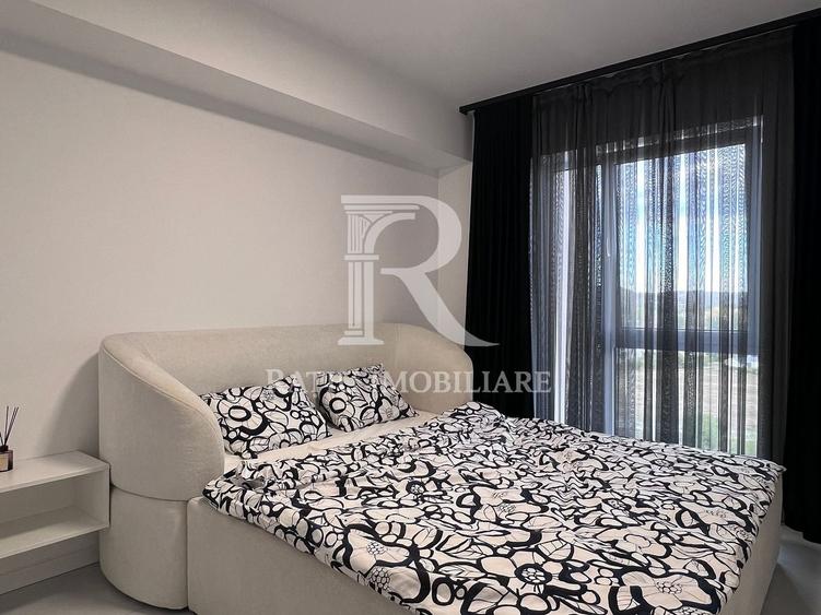 Apartament cu 3 camere decomandat, mobilat în Nufărul