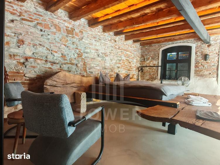 Apartament cu 3 camere în Orașul de Jos