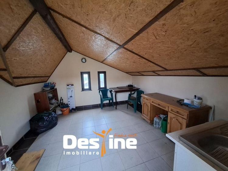 Casă individuală cu 4 camere cu Canalizare în Bogonos