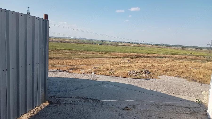 Casă cu Teren 995 Mp în Pisc