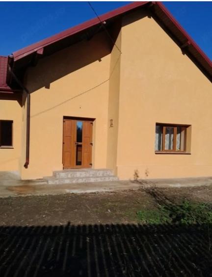 Casă cu Teren 5700 Mp în Stolniceni-Prăjescu