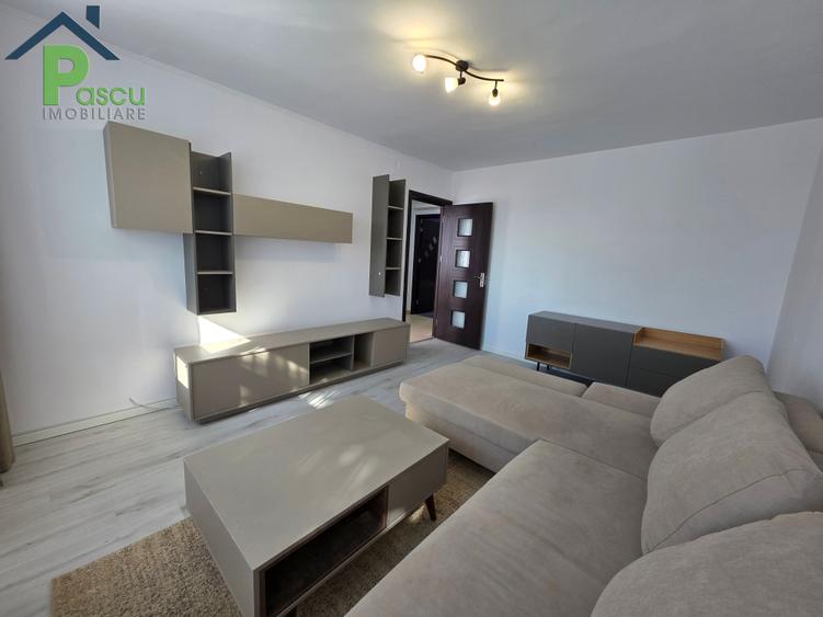 Apartament cu 2 camere decomandat, mobilat în Eroii Revoluției