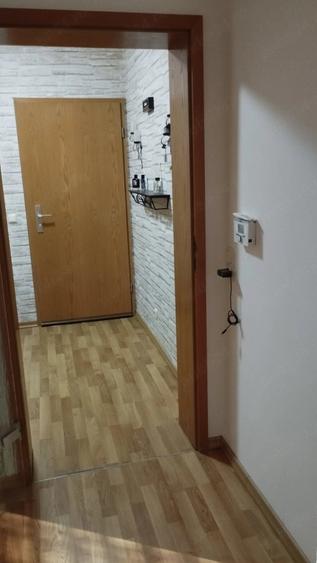 Apartament cu 2 camere decomandat în Exterior Vest