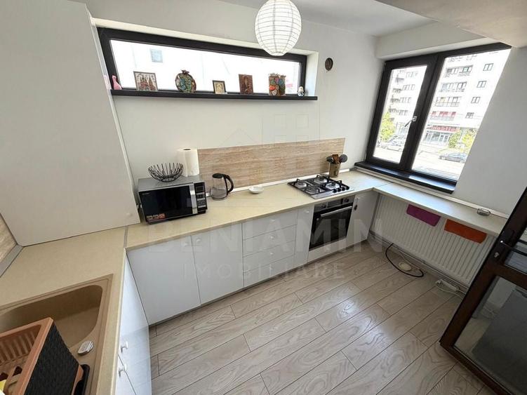 Apartament cu 2 camere semidecomandat în Calea Severinului