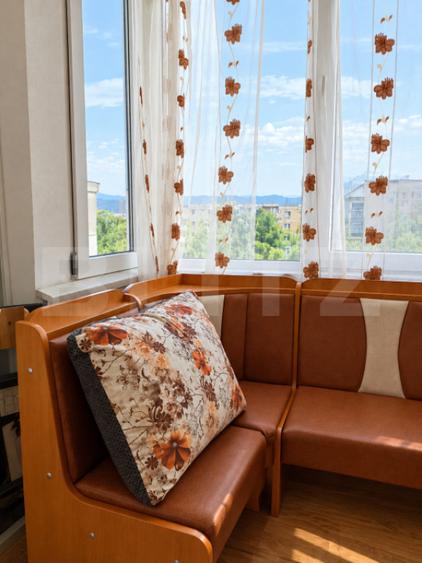 Apartament cu 2 camere decomandat, mobilat în Central