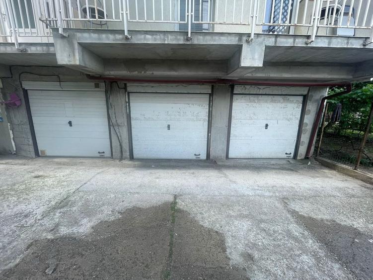 Apartament cu 4 camere decomandat, mobilat în Bună Ziua