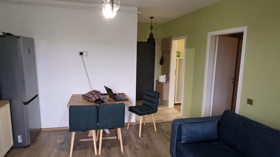 Apartament cu 2 camere semidecomandat în Deușu