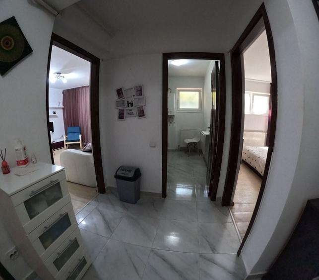 Apartament cu 2 camere decomandat, mobilat în Apărătorii Patriei