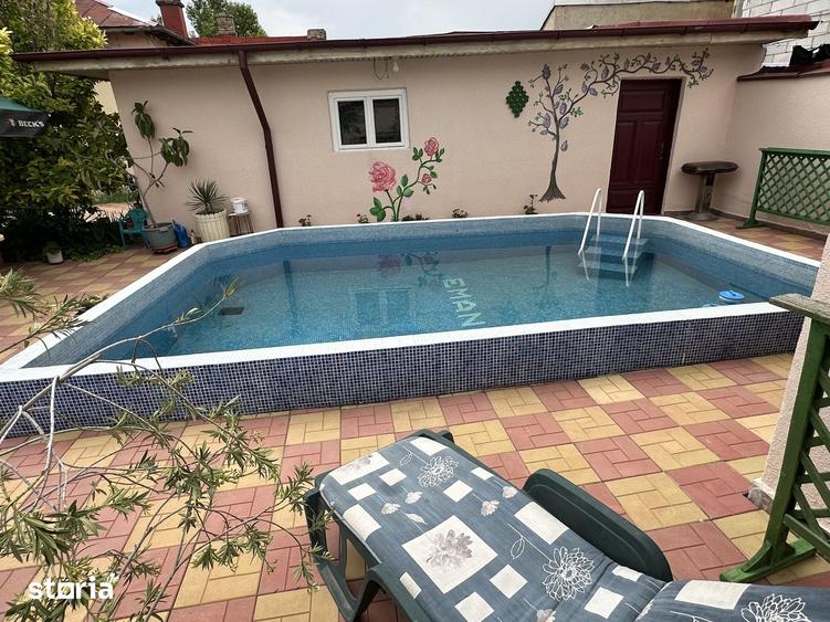Casă cu 4 camere decomandat cu Teren 420 Mp în Central