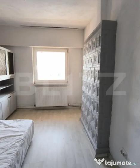 Apartament cu 4 camere decomandat în Burdujeni