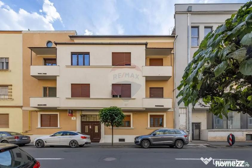 Apartament cu 4 camere decomandat în Ultracentral