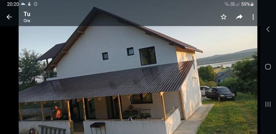 Casă cu 4 camere în Rogojina