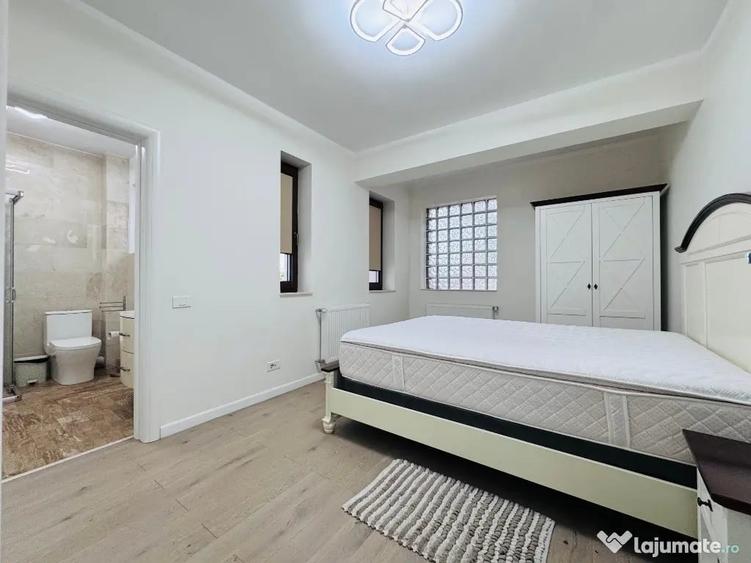 Apartament cu 3 camere semidecomandat în Banu Manta