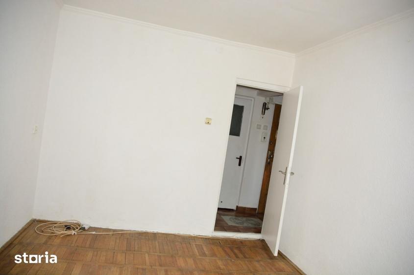 Apartament cu 2 camere decomandat în Războieni