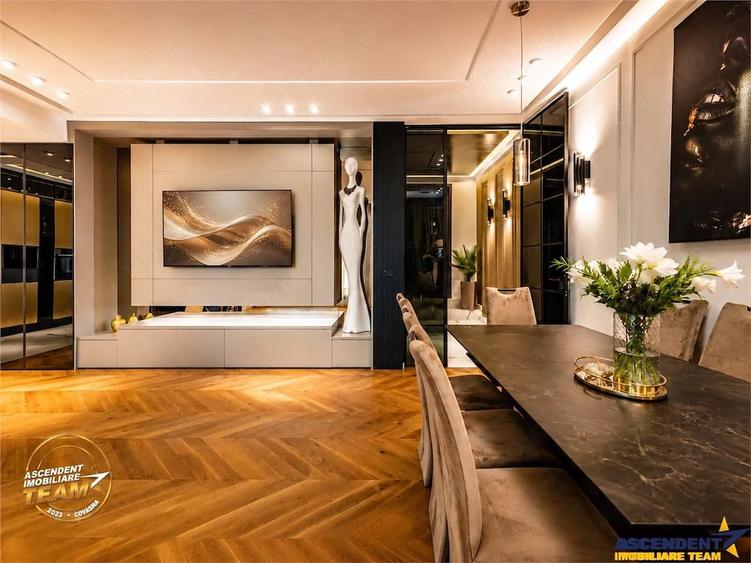 Apartament cu 4 camere în Central