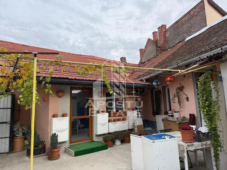 Apartament cu 2 camere semidecomandat în Lunei