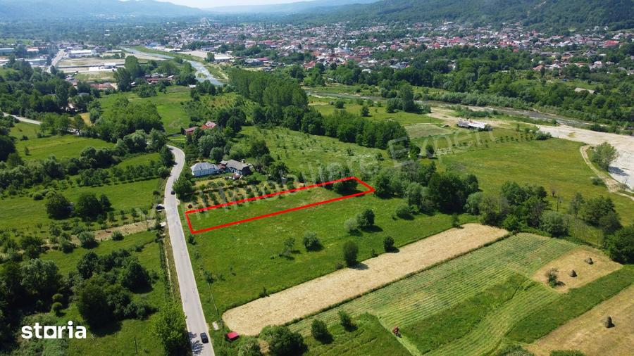 Teren de 2000 mp, în Domnești