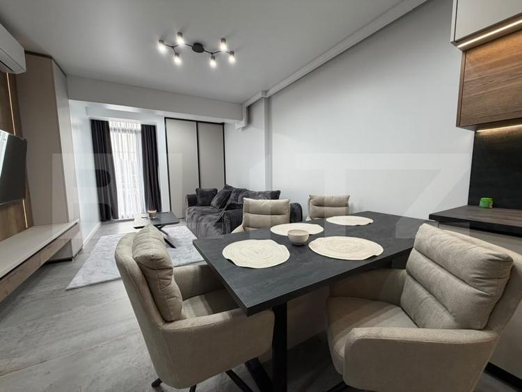 Apartament cu 3 camere semidecomandat, mobilat în Mănăștur
