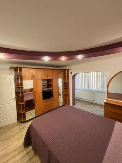 Apartament cu 3 camere decomandat în Craiter