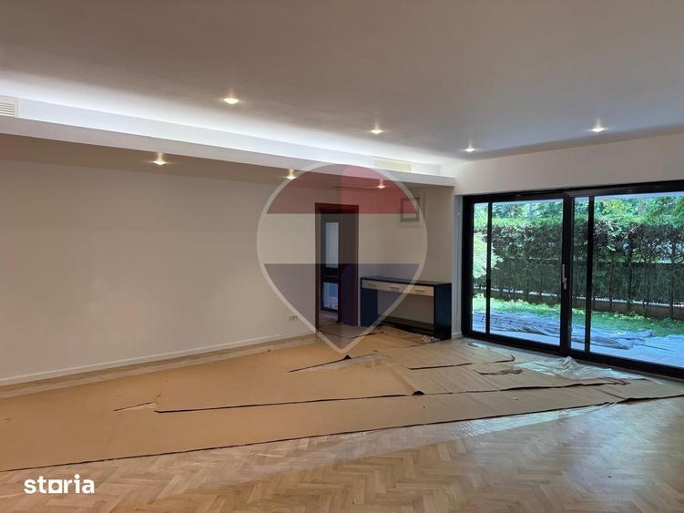 Apartament cu 3 camere în Primăverii