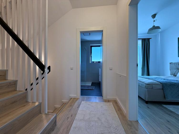 Casă cu 4 camere cu Canalizare în Pipera
