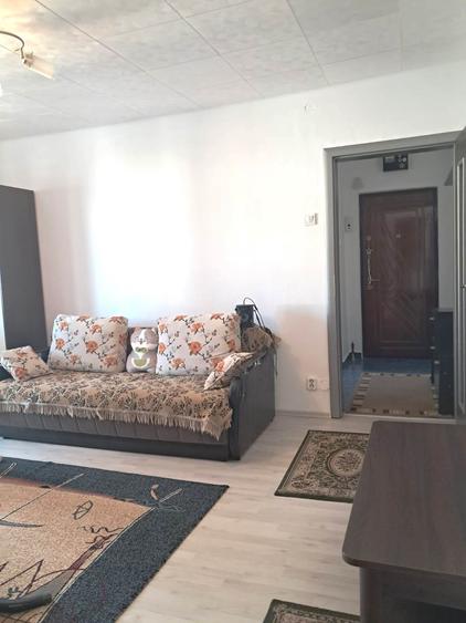 Apartament cu 2 camere semidecomandat în Vasile Aaron