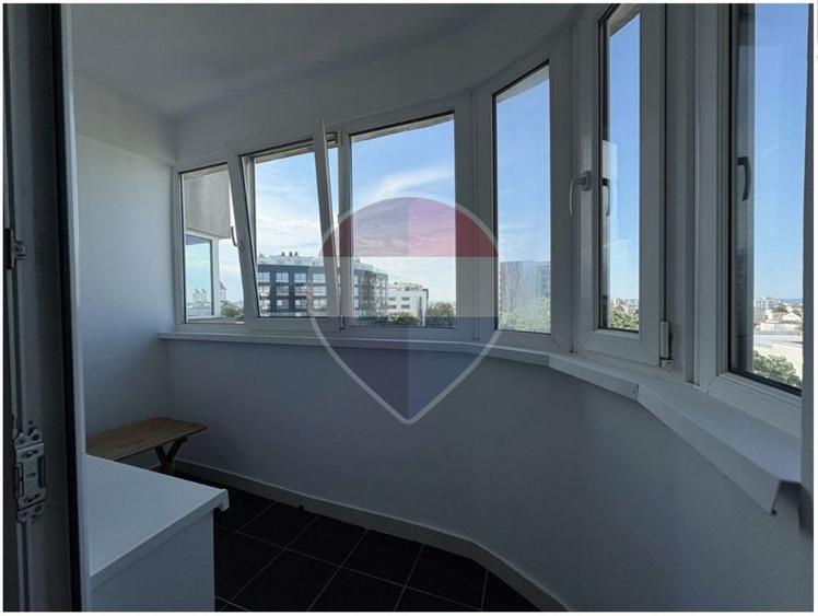 Apartament cu 2 camere semidecomandat în Tomis II
