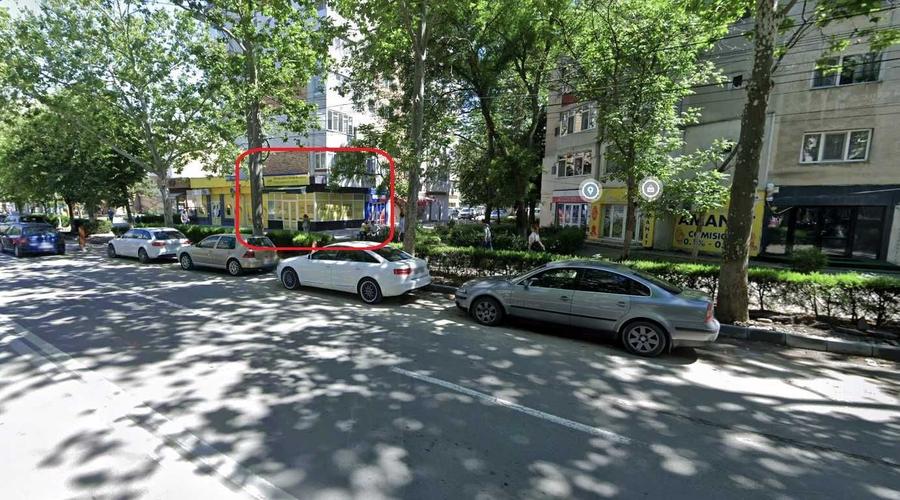 Spațiu comercial, de 32 mp, în Central