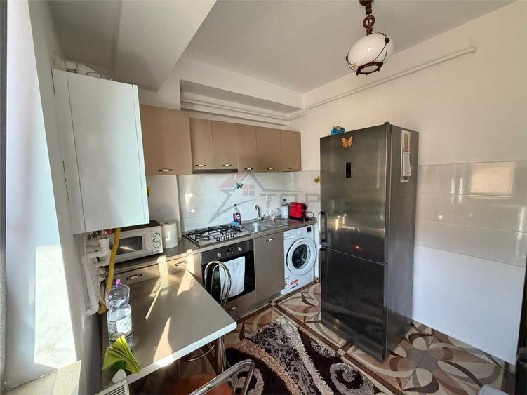 Garsonieră decomandată în Galata