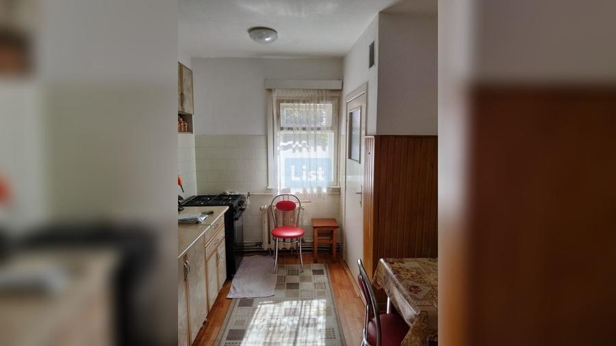 Apartament cu 3 camere decomandat, mobilat în Mărăști