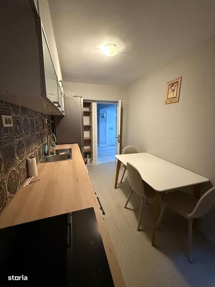 Apartament cu 4 camere decomandat în Tomis III