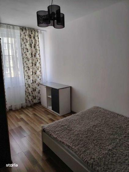 Apartament cu 3 camere, mobilat în Titan