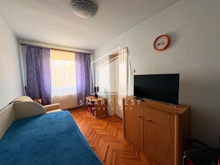 Apartament cu 2 camere semidecomandat, mobilat în Cloșca