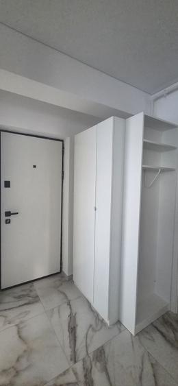 Apartament cu 3 camere decomandat în Chiajna