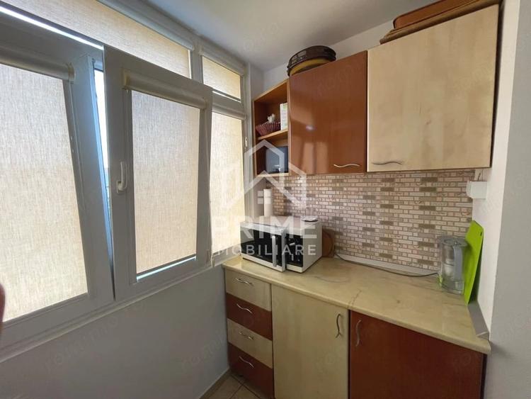 Apartament cu 2 camere decomandat în Cetate