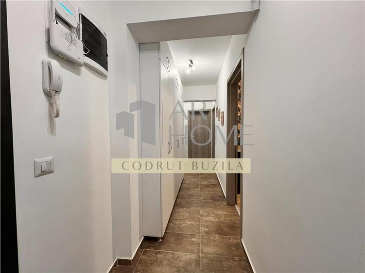 Apartament cu 3 camere decomandat în Albert