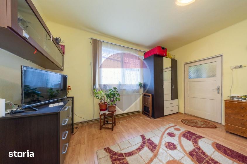 Casă cu 3 camere cu Teren 190 Mp în Cristian