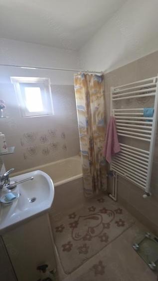 Apartament 3 camere, decomandat, central - 5
