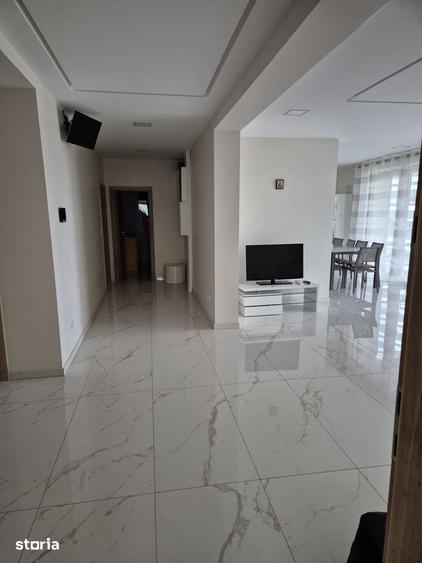 Apartament cu 4 camere în Central