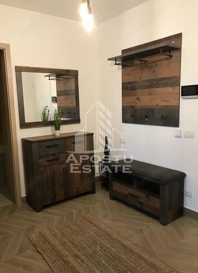 Apartament cu 3 camere decomandat în Take Ionescu