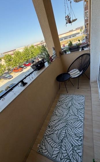 Apartament cu 2 camere semidecomandat, mobilat în Ștefăneștii de Jos