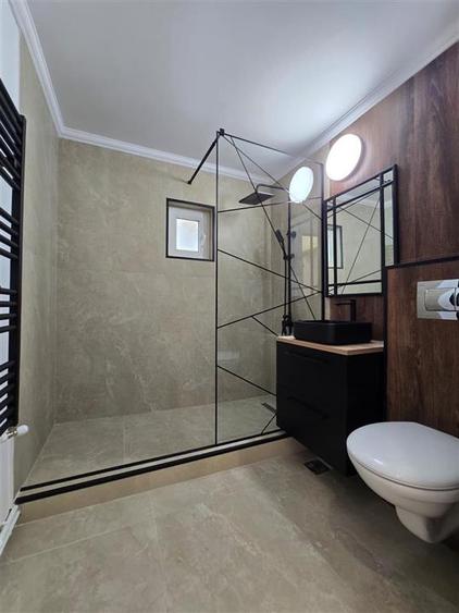 Apartament cu 3 camere decomandat în Dacia