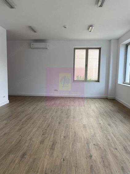 Apartament cu 3 camere decomandat în Armeneasca