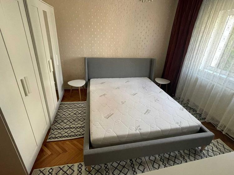 Apartament cu 3 camere decomandat în Bistrița Lac