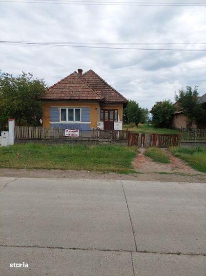 Teren de 2476 mp, în Recea