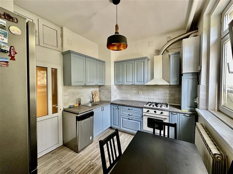 Apartament cu 3 camere decomandat în Eminescu