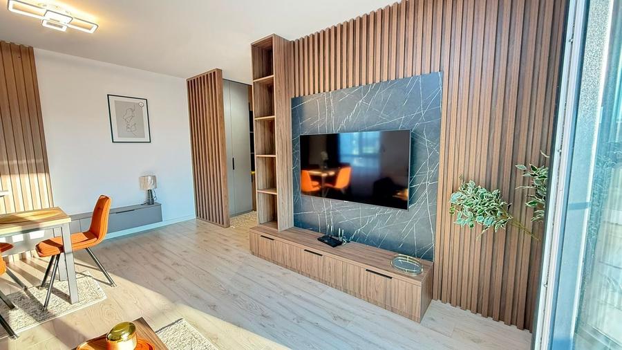 Apartament cu 2 camere decomandat, mobilat în Băneasa