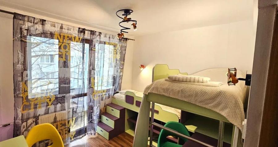 Apartament cu 3 camere în Grivița