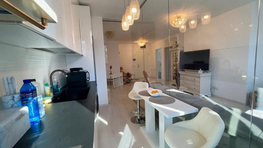 Apartament cu 2 camere semidecomandat în Medicină