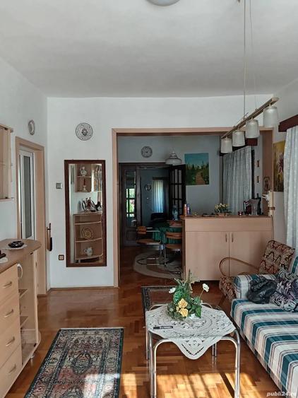 Casă cu 6 camere cu Teren 749 Mp în Elisabetin